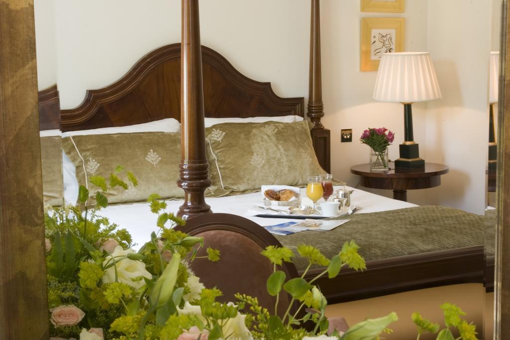 Pentelikon Hotel Кифисья Номер фото